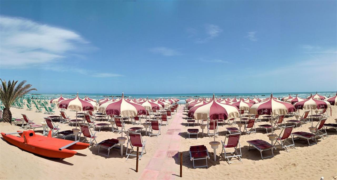 Hotel Pineta San Benedetto del Tronto Exterior foto
